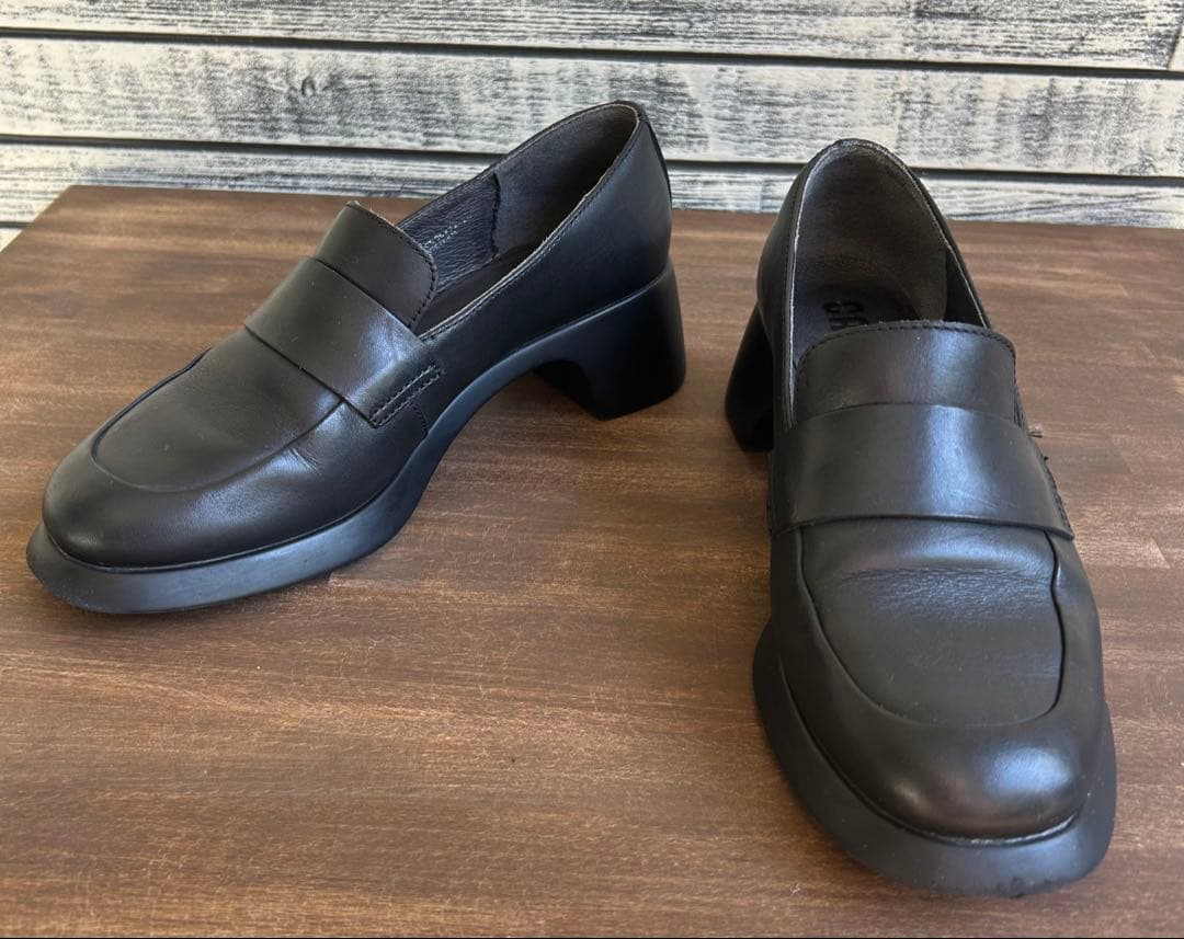 CAMPER Trisha ミッドヒール　ローファー　ブラック　カンペール　23 中古・古着通販】CAMPER (カンペール) Trisha ヒールローファー