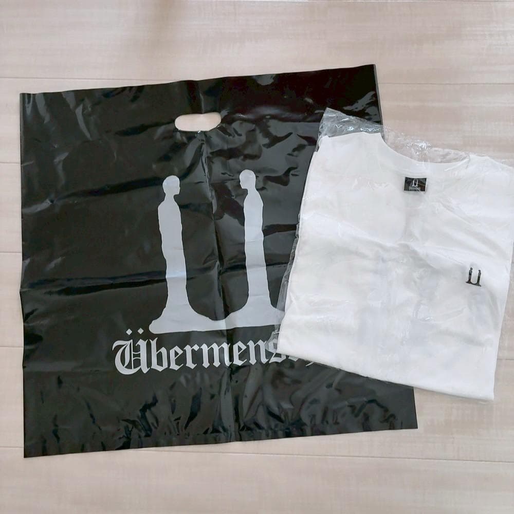 G-DRAGON♡新品♡Tシャツホワイト♡Übermensch公式グッズ♡ジヨン