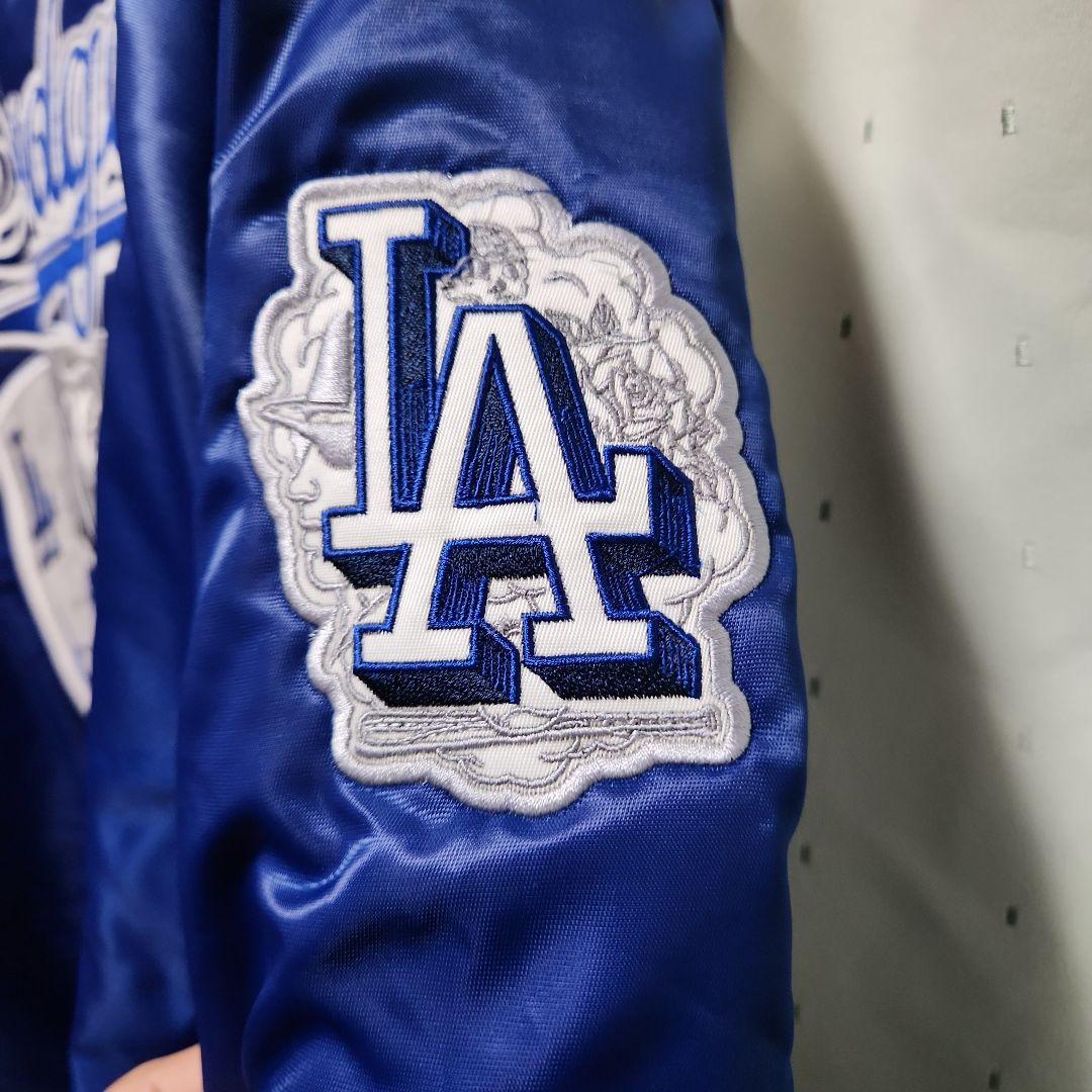 新品未使用 ドジャーズ ミスターカートゥーン スターター ジャケット L