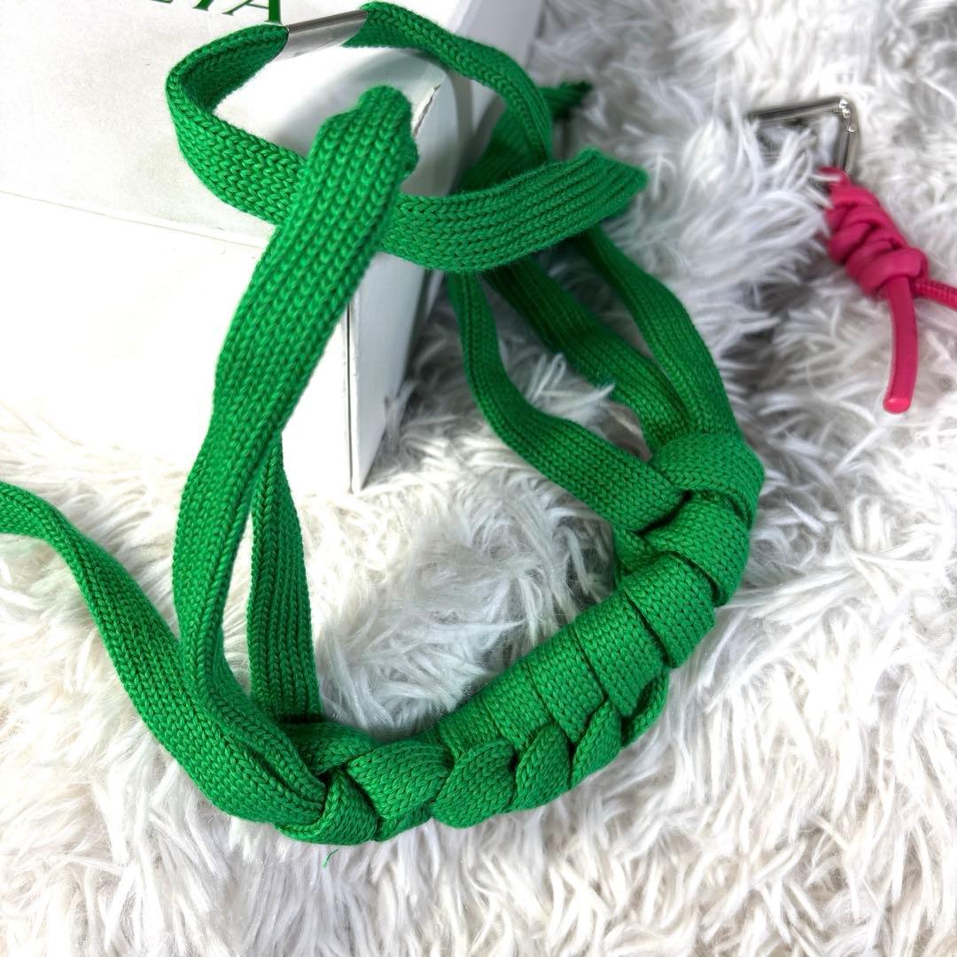 美品】希少 Bottega Veneta トライアングルキーリング ピンク - メルカリ