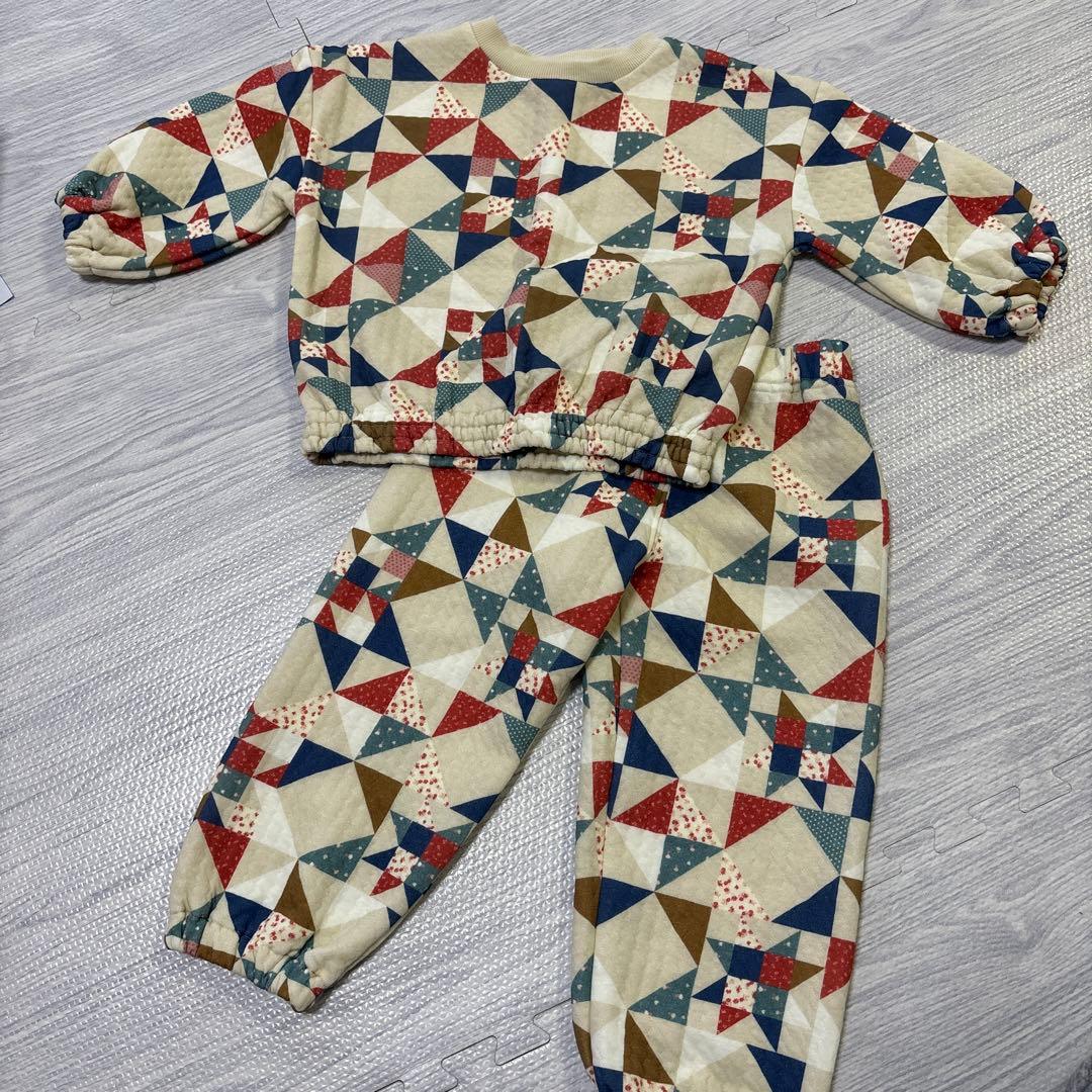 しまむら softcheese パッチワークキルト セットアップ - メルカリ