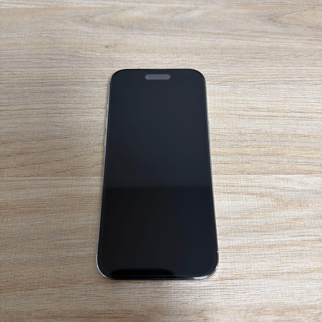 美品 iPhone Air ホワイト256GB 本体 au SIMフリー Amazon.co.jp: Apple iPhone Air 256GB (SIMフリー)：史上最薄のiPhone