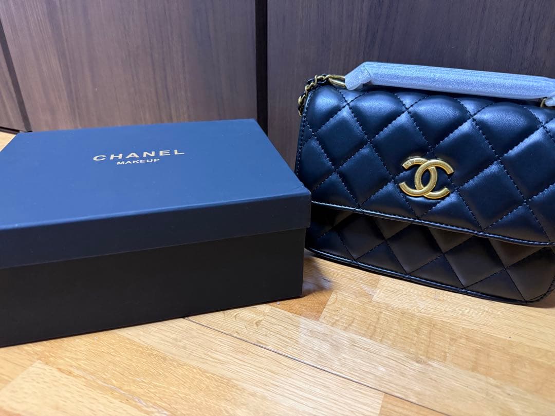 ノベルティCHANEL ブラック キルティング ショルダーバッグ - メルカリ