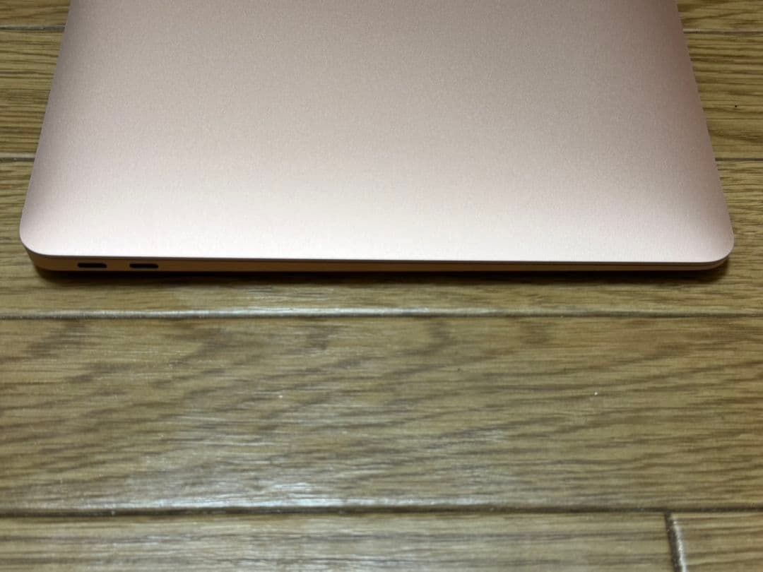 MacBook本体 MacBook Air 2020 i3 13.3inch