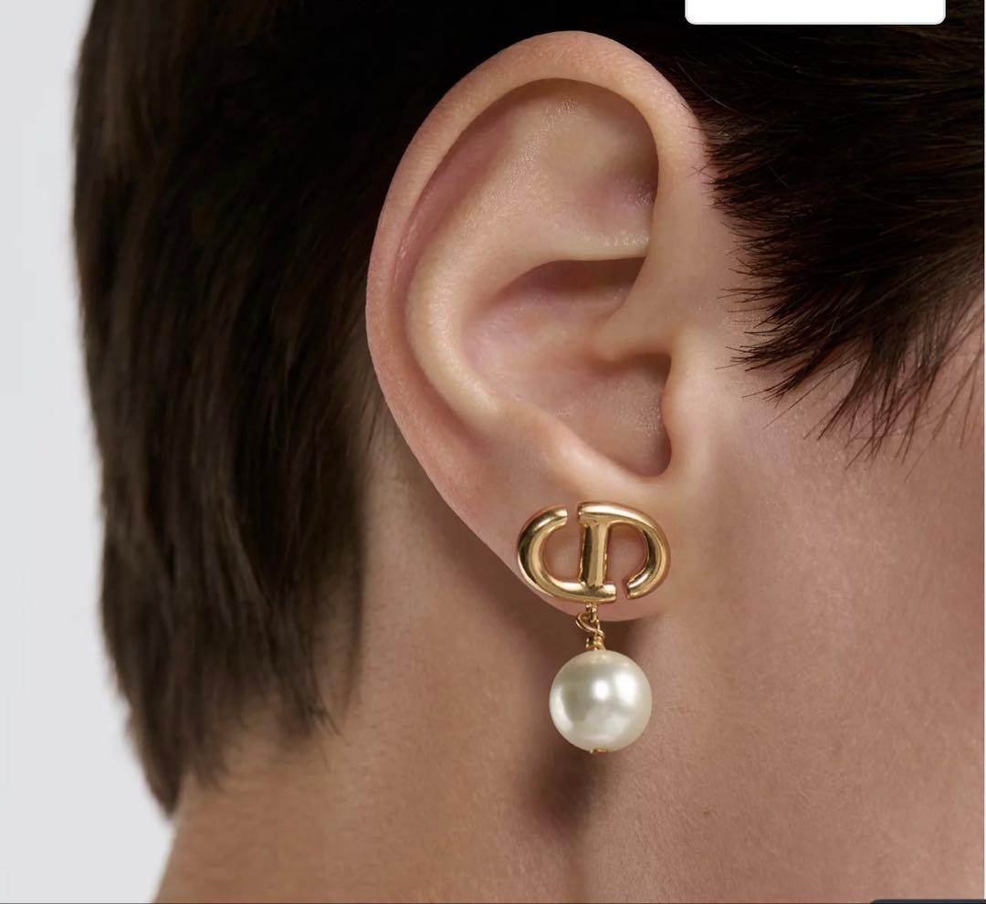 Dior ピアス CD Navyピアス パールピアス - メルカリ