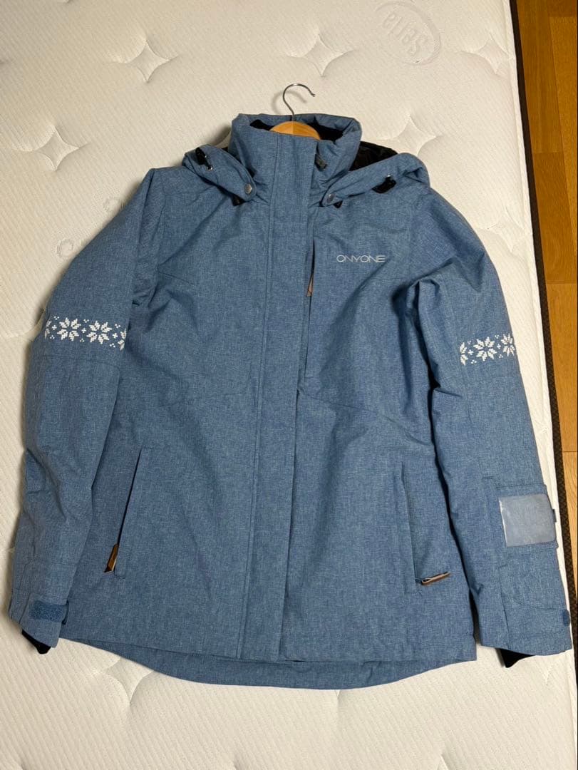 オンヨネのレディース用スキーウエア（ジャケットのみ）未使用、Lサイズ オンヨネ（ONYONE） スキーウェア 上下セット レディース スキー