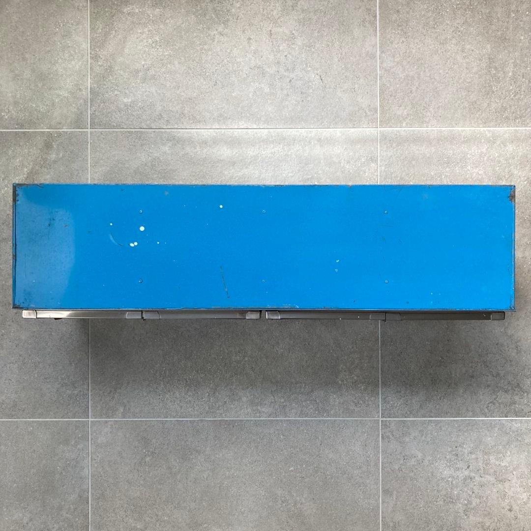 駄菓子屋ブリキ ケース 4枚扉 ガラス窓 仕切付 縦30cm×横79cm