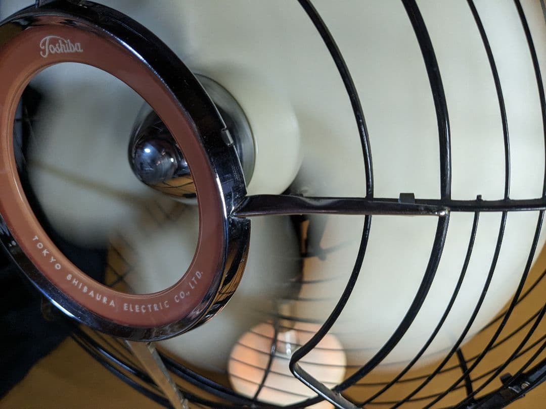 扇風機 昭和レトロ 東芝 Toshiba 夕顔 LP形 4枚羽根 東芝 - メルカリ