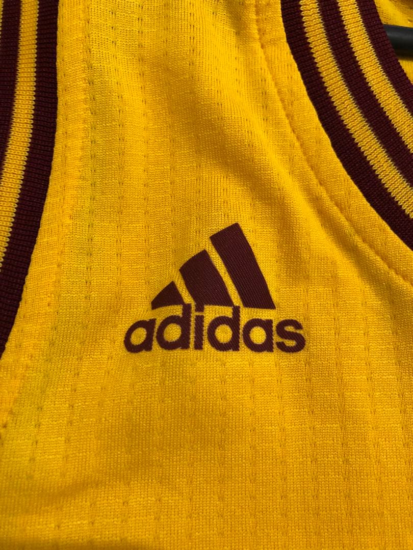 キューピー様専用】【未使用タグ付】レブロン CAVS ユニフォーム 黄色