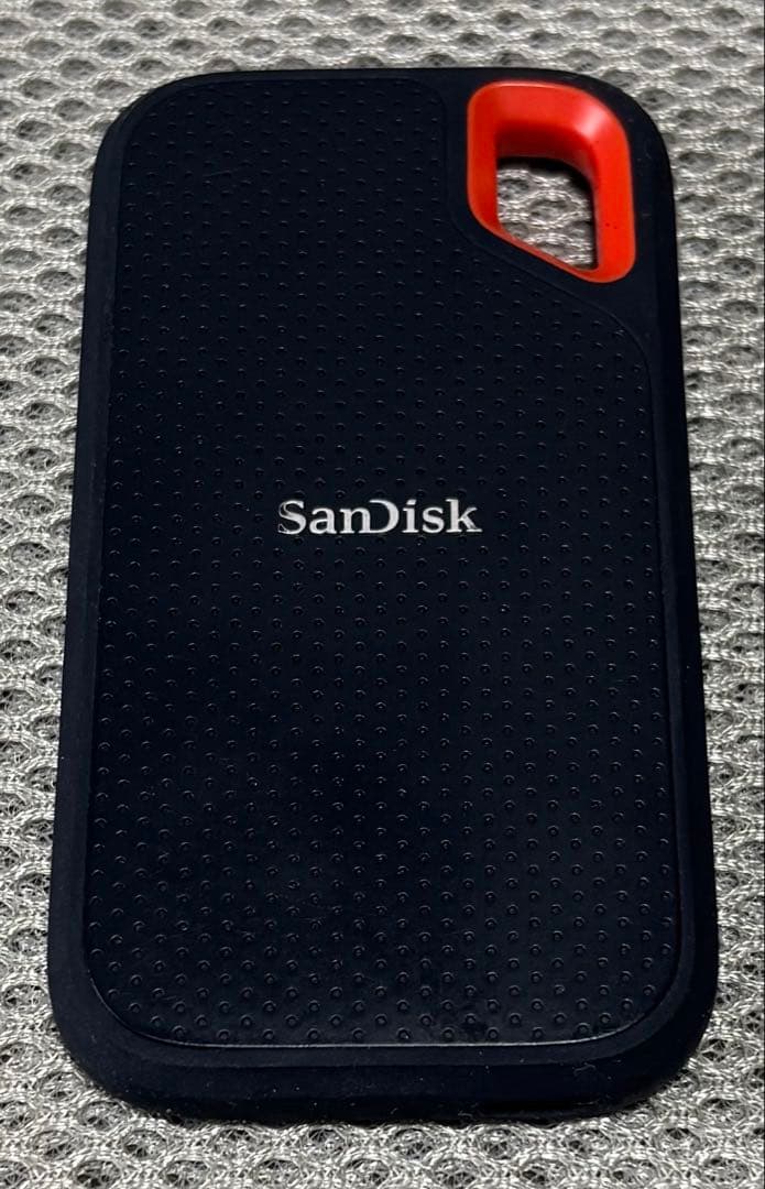 外付けハードディスク・ドライブ SanDisk Extreme Portable SSD 2TB Amazon.com: SanDisk 2TB Extreme Portable SSD - Up to 1050MB/s, USB