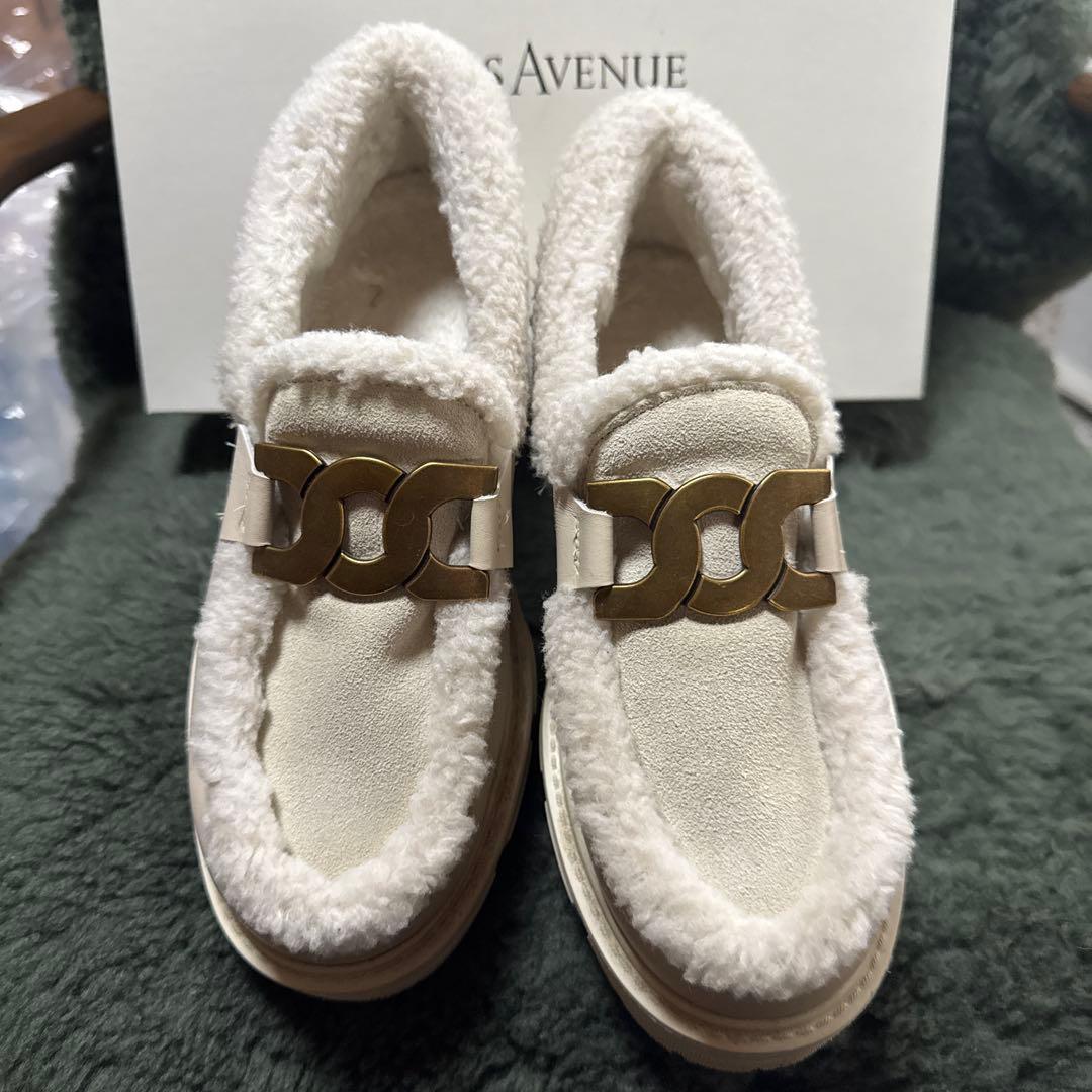 極美品ヒルズアヴェニュー ボア厚底 ローファータンクソール ストーミ アイボリー ヒルズアヴェニュー HILLS AVENUE ウェーブソールローファー