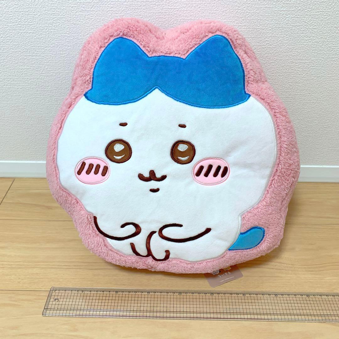 ちいかわ ハチワレ ピンク もこもこダイカットクッション ぬいぐるみ