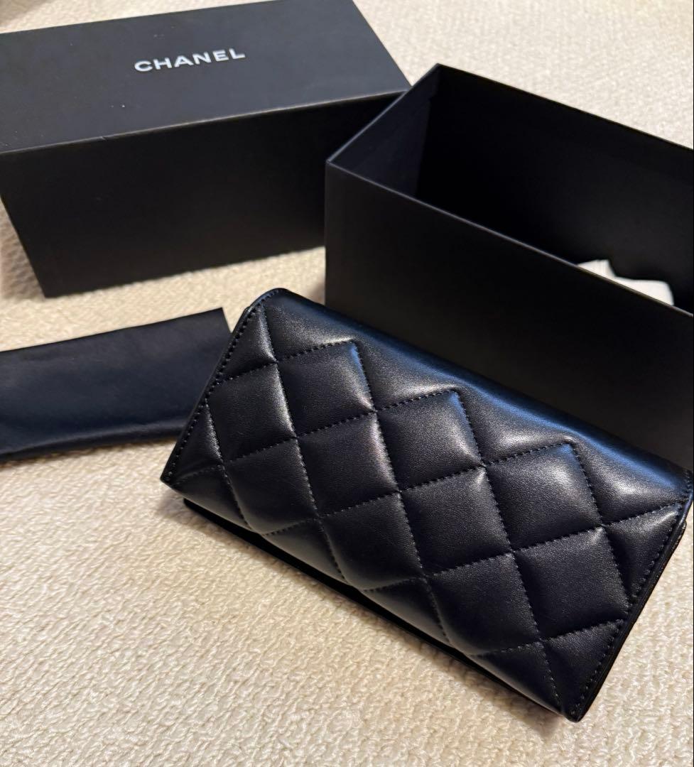 CHANEL ブラック キルティング メガネケース - メルカリ