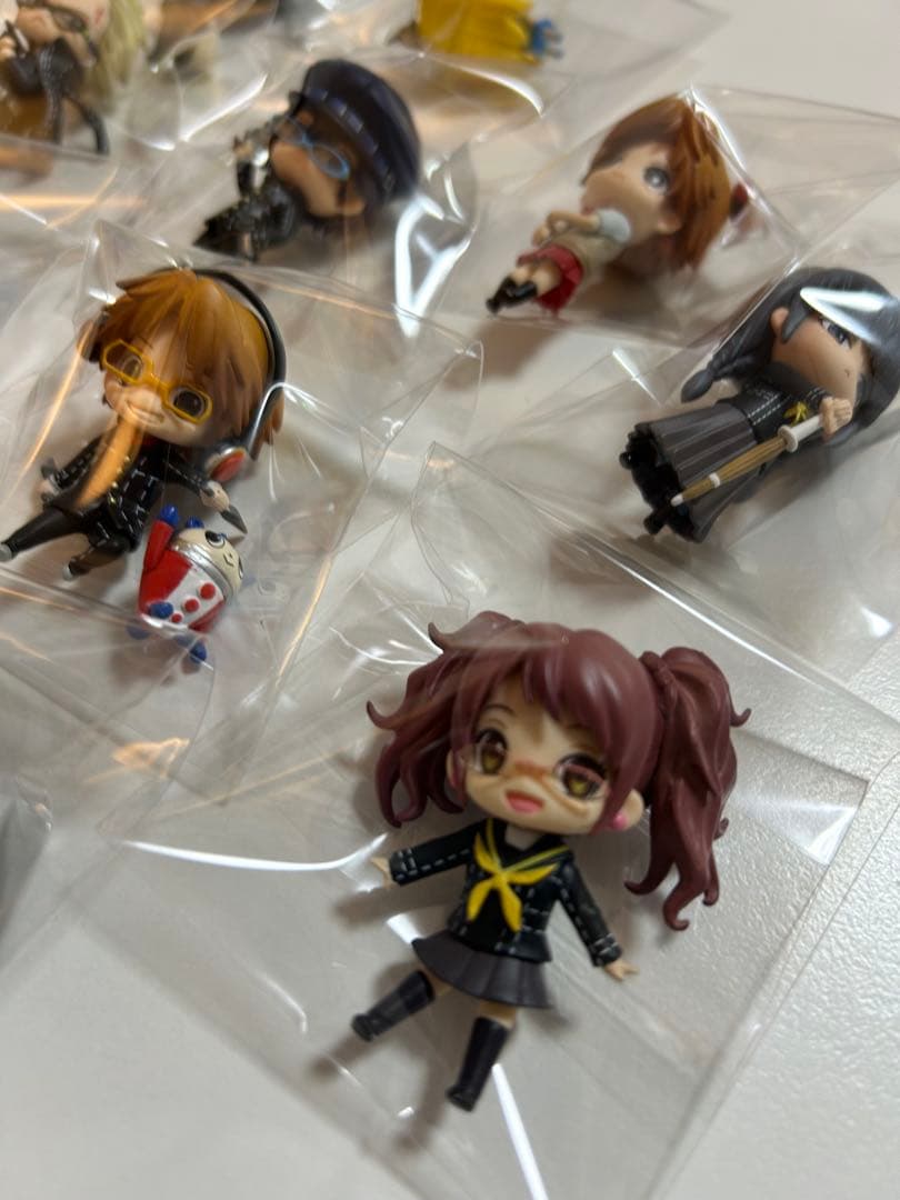 ペルソナ4 ワンコイングランデ 眼鏡BOX10体コンプ美品＋おまけ - メルカリ