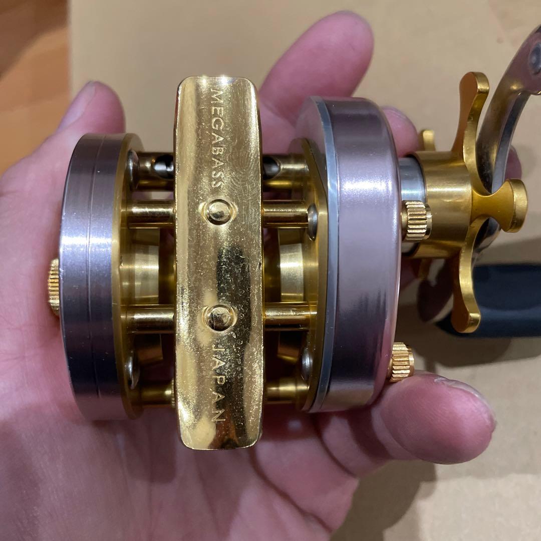 megabass メガバス PAGANI ピンク ゴールド P300 - メルカリ