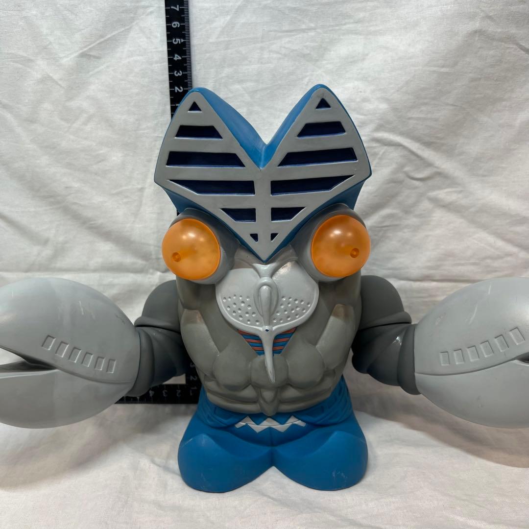 バルタン星人 貯金箱 2個セット ジャンク品 ウルトラマン - メルカリ