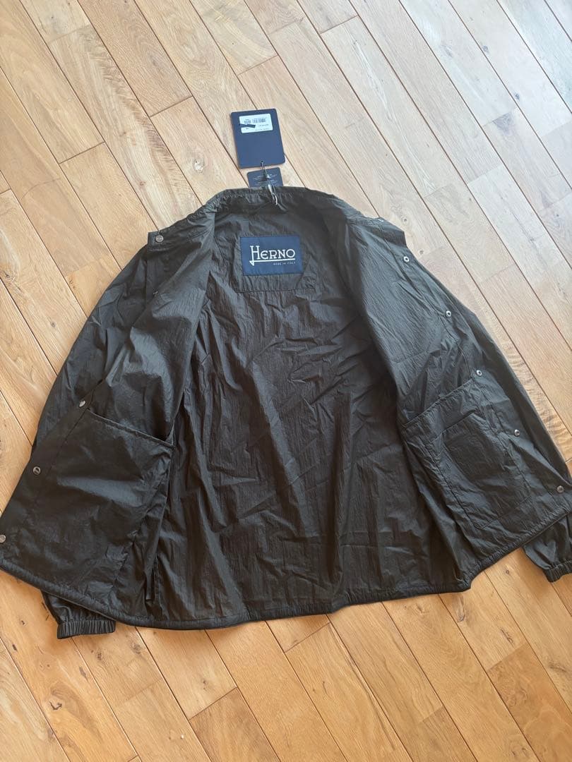 taka様専用 未使用 HERNO ヘルノ ナイロンジャケット48 カーキ|mercari