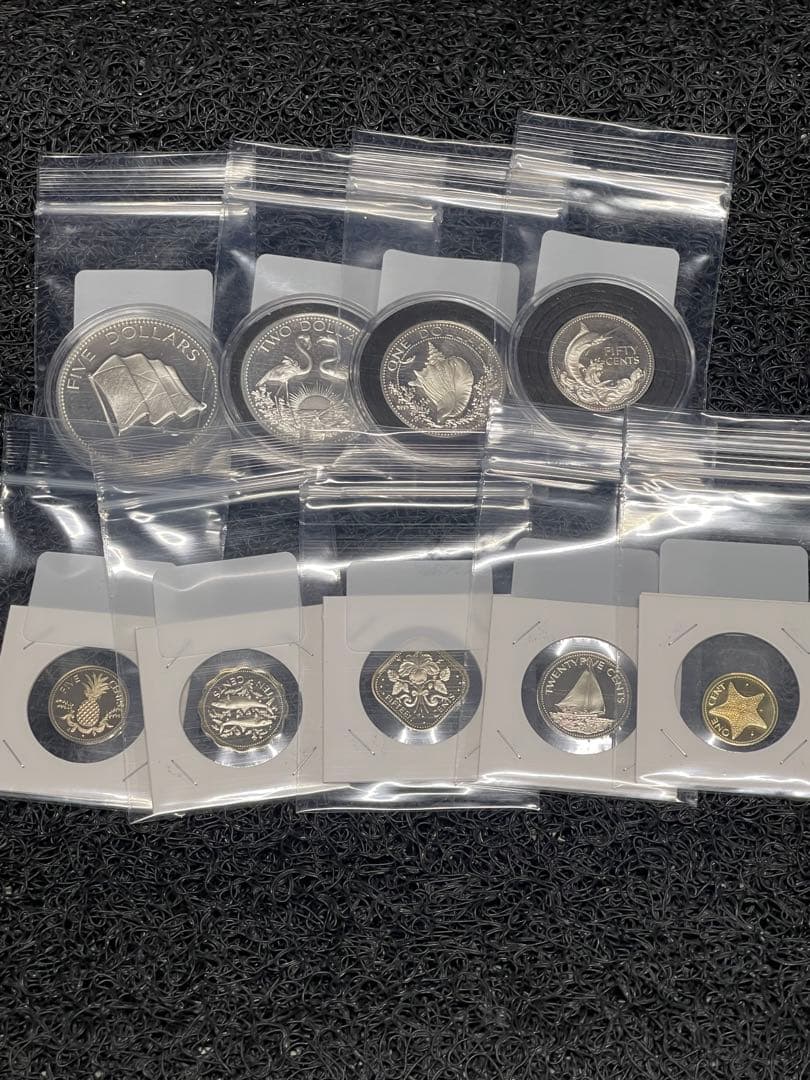 1974年版 バハマ連邦公式コイン プルーフセット - メルカリ