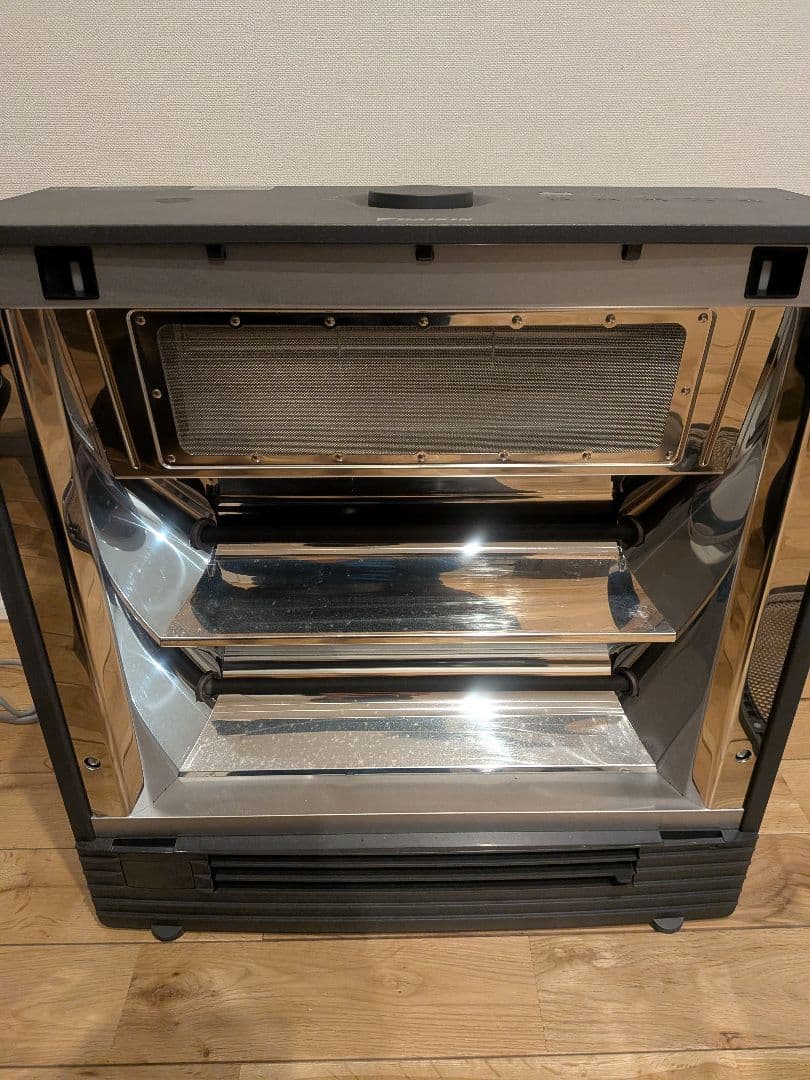 ほぼ未使用 極美品ダイキン 遠赤外線暖房機 WRH135AS-H 2024年製