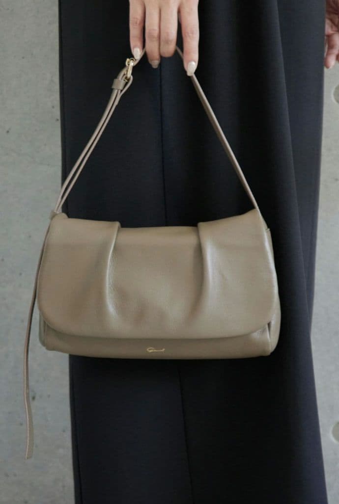 ジェムイル2wayギャザーショルダーバッグ(CE-1509) - メルカリ