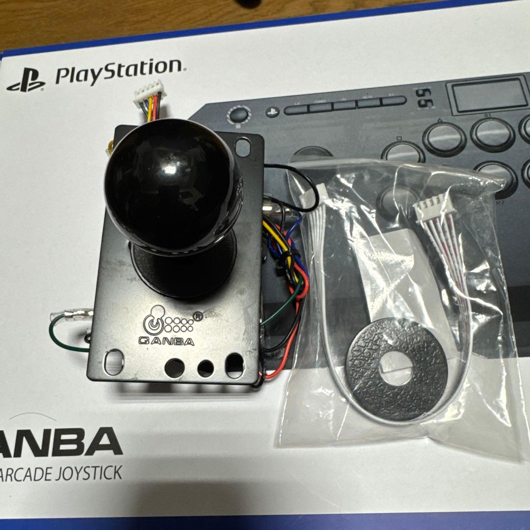 Qanba Drone 2 アケコン 【三和電子製レバーに交換済み】 - メルカリ