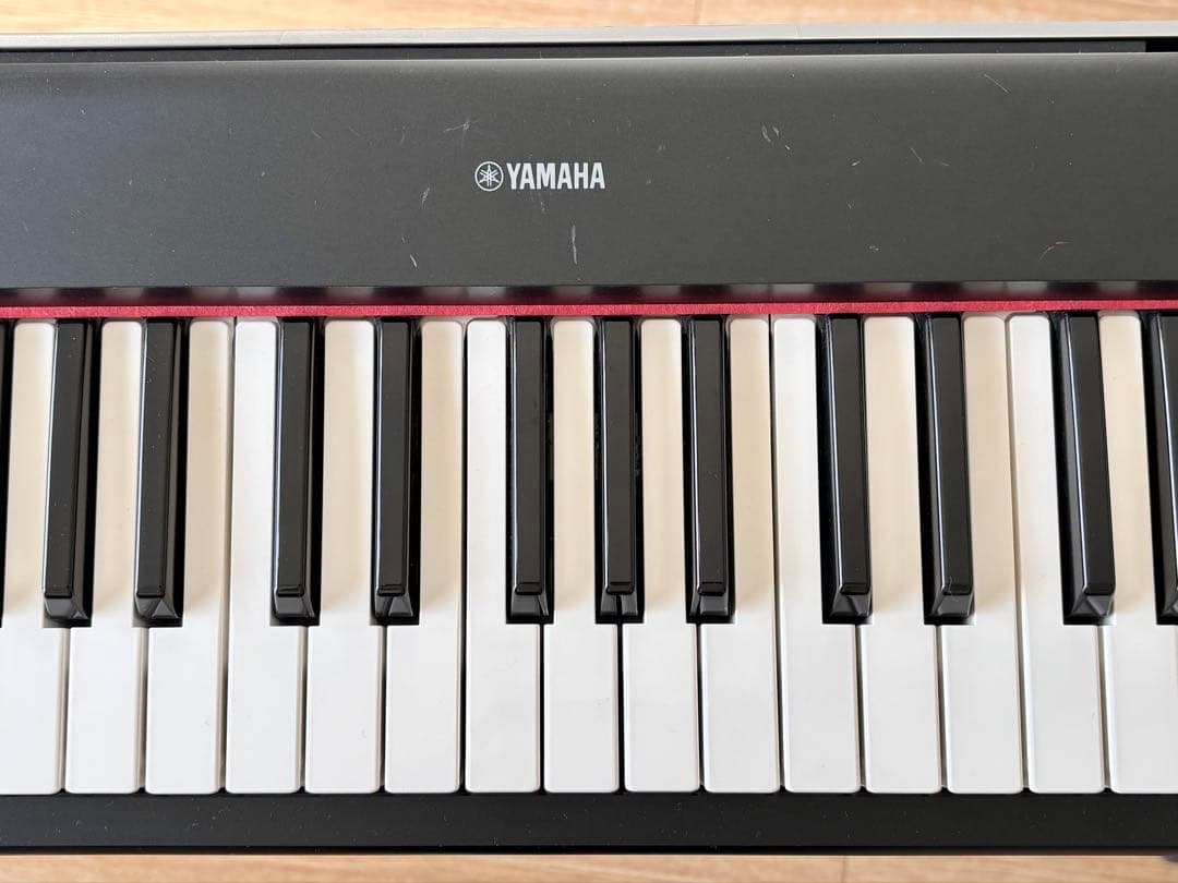 ヤマハ 電子ピアノ Piaggero NP-11 61鍵盤 スタンド付き - メルカリ