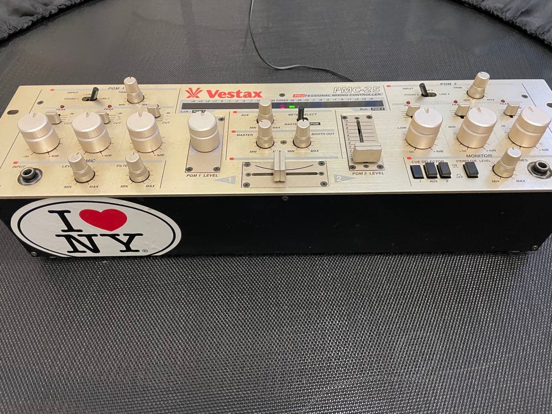 Vestax PMC-25 DJミキサー - メルカリ