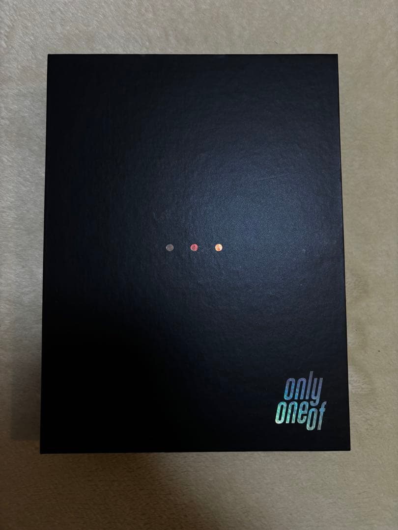 K-POP・アジア OnlyOneOf dot point jump album savanna Preview] OnlyOneOf 1st Mini Album '• • •' (dot point jump) Spoiler