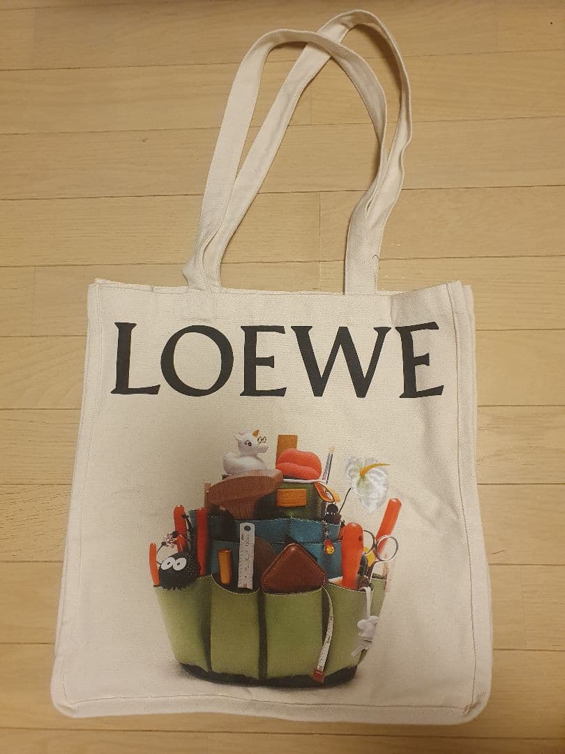LOEWE　クラフテッドワールド　ノベルティ　新品未使用　ロエベ LOEWE（ロエベ） ノベルティ クラフテッドワールド 限定キャンバス