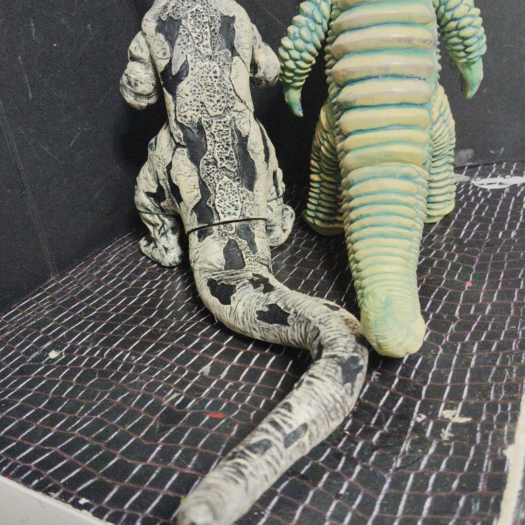 ウルトラ怪獣旧型ソフビシーボーズ.エレキング.レッドキング - メルカリ