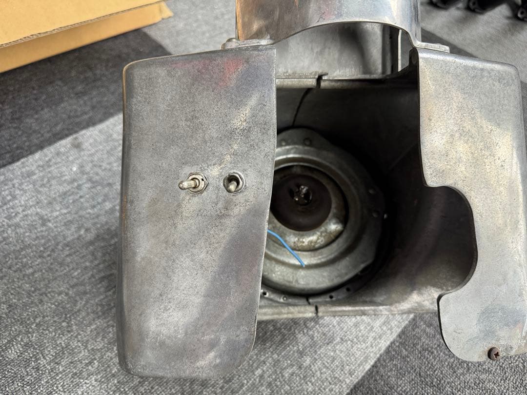 ハーレー 純正ナセル FLH80 バイザー付き 67854-60 - メルカリ