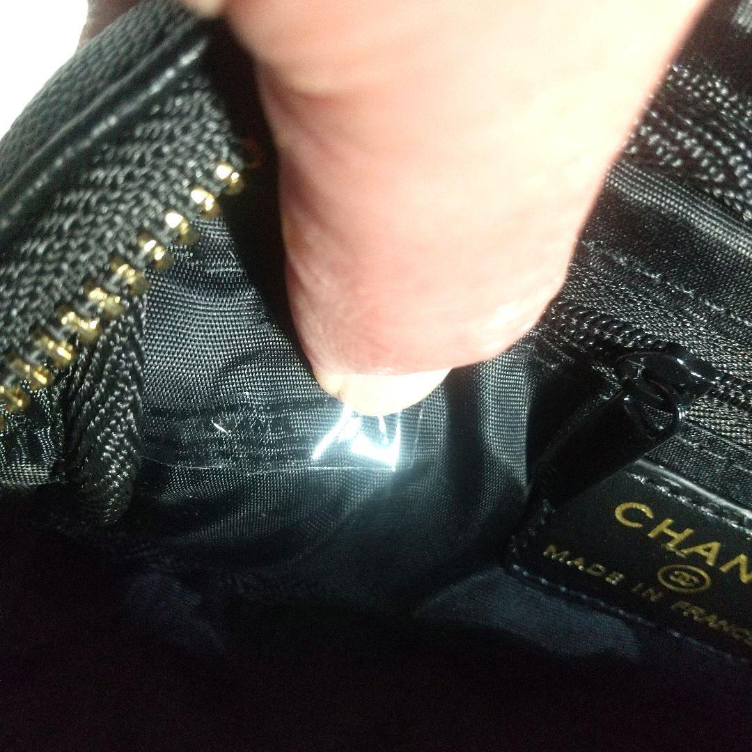 新品CHANEL ノベルティ キルティング ショルダーバッグ チャームVIP