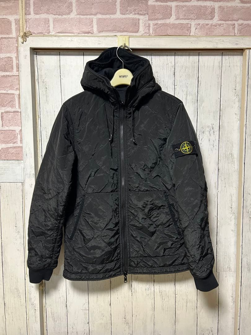 STONE  NYLON L プリマロフト　ダウン　ブラック ☆STONEISLAND☆ナイロン プリマロフトTC ボンバー ジャケット