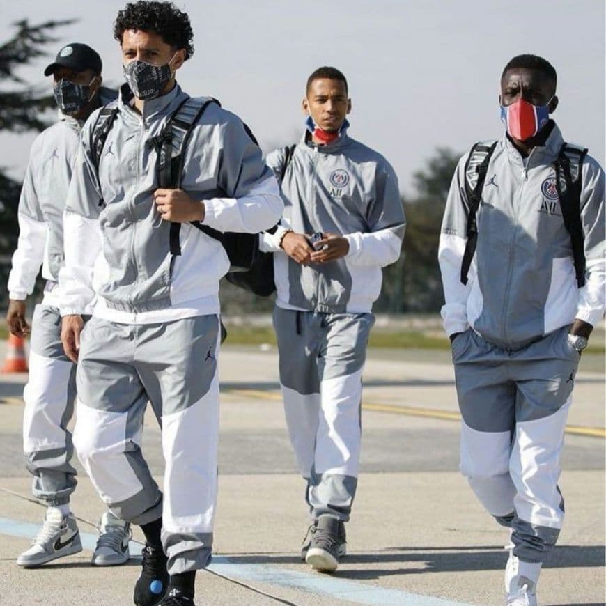 レア】PSG × JORDAN ナイロン セットアップ パリサンジェルマン - メルカリ