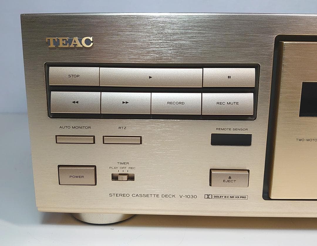 オーバーホール品】TEAC カセットデッキ「V-1030」高音質3ヘッド☆