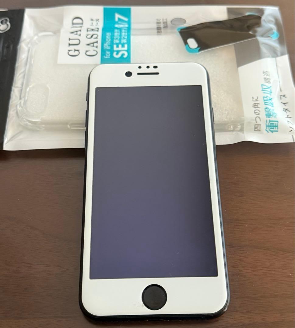 iPhone SE2 ブラック64GB SIMロック解除済　2台セット売り可能 mx9r2_au_yy.jpg