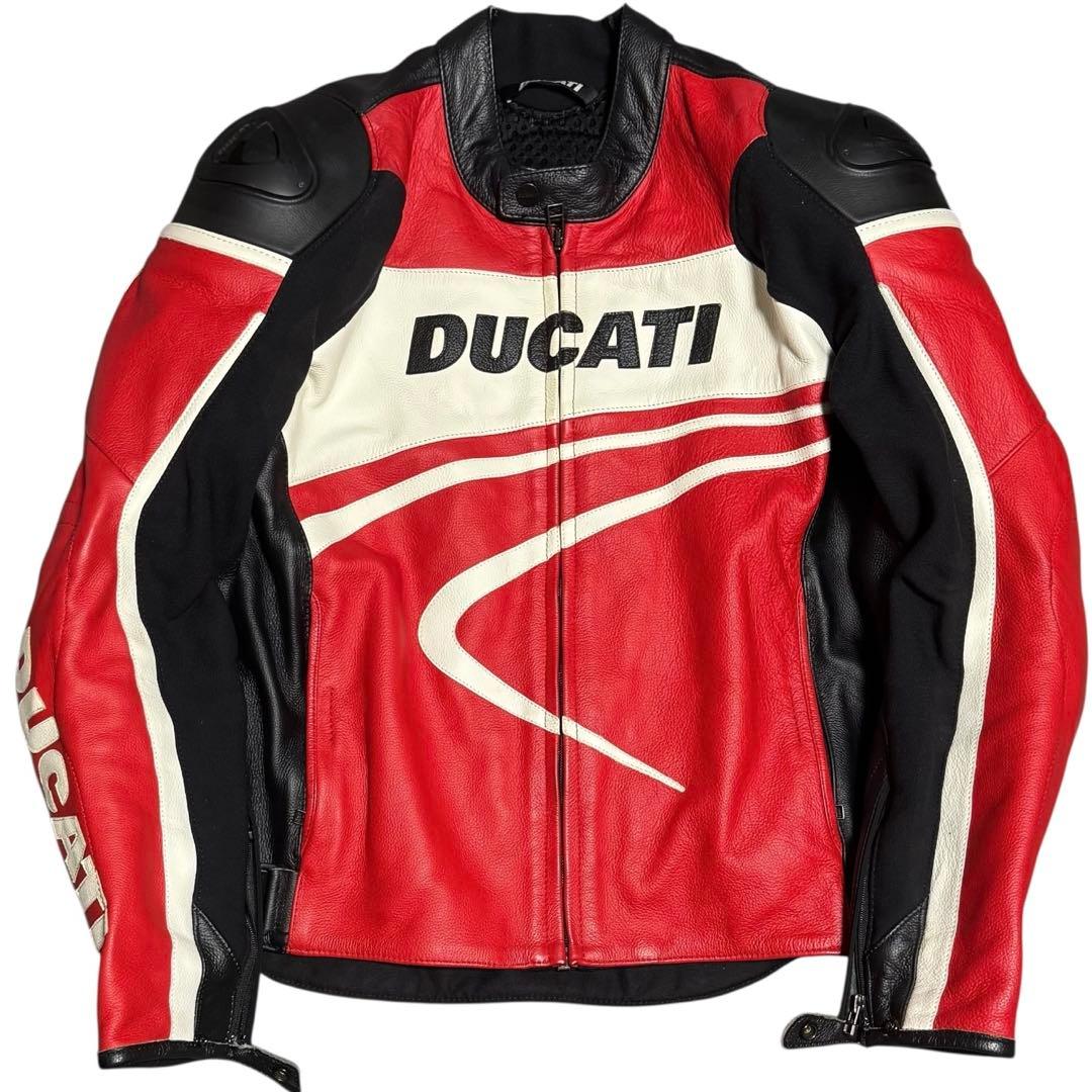 美品 DUCATI ダイネーゼ 立ち襟 本革 レザーライディングジャケット 50 Yahoo!オークション -「ducatiレザージャケット」(ジャケット) (バイク