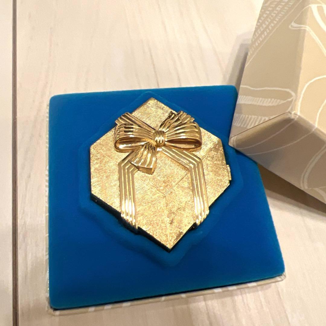 ヴィンテージ小物】エスティローダー 練り香水 - メルカリ