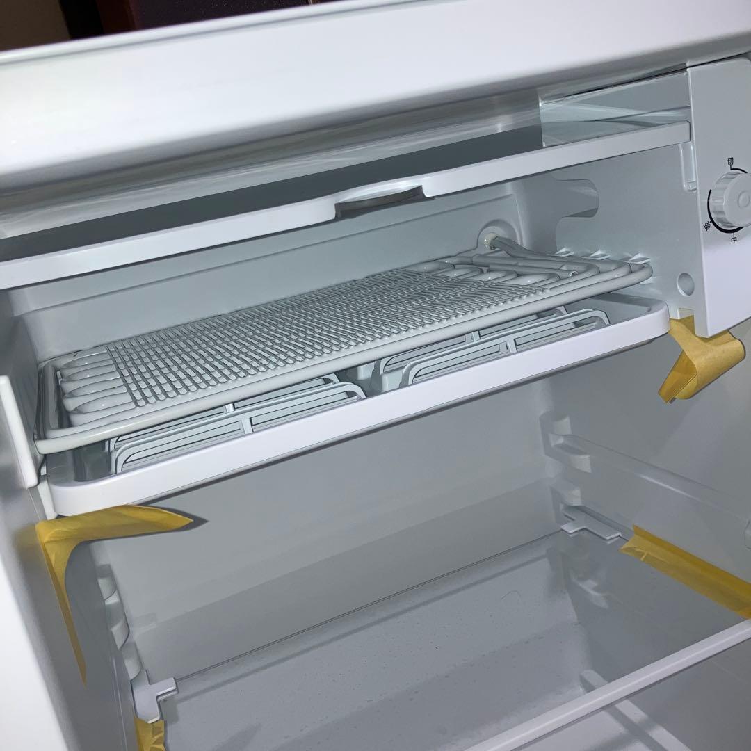 冷蔵庫 レトロ 2024年製 美品 comfee 93L - メルカリ