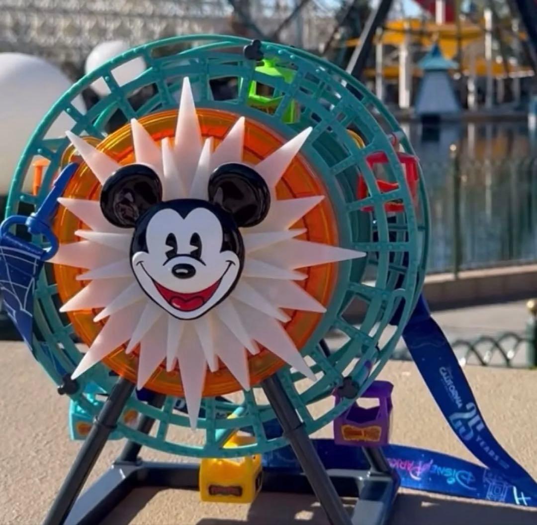 ディズニーカリフォルニアアドベンチャーパーク ポップコーンバケツ ディズニーランド・リゾート記念アニバーサリー仕様のリフィル式