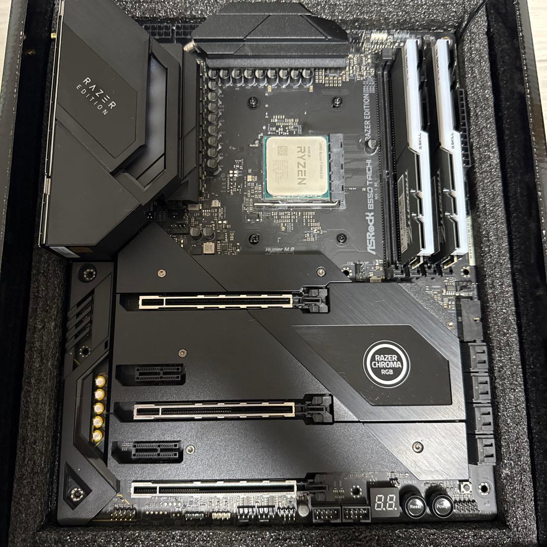 マザボとCPUメモリなし。バナナマン様