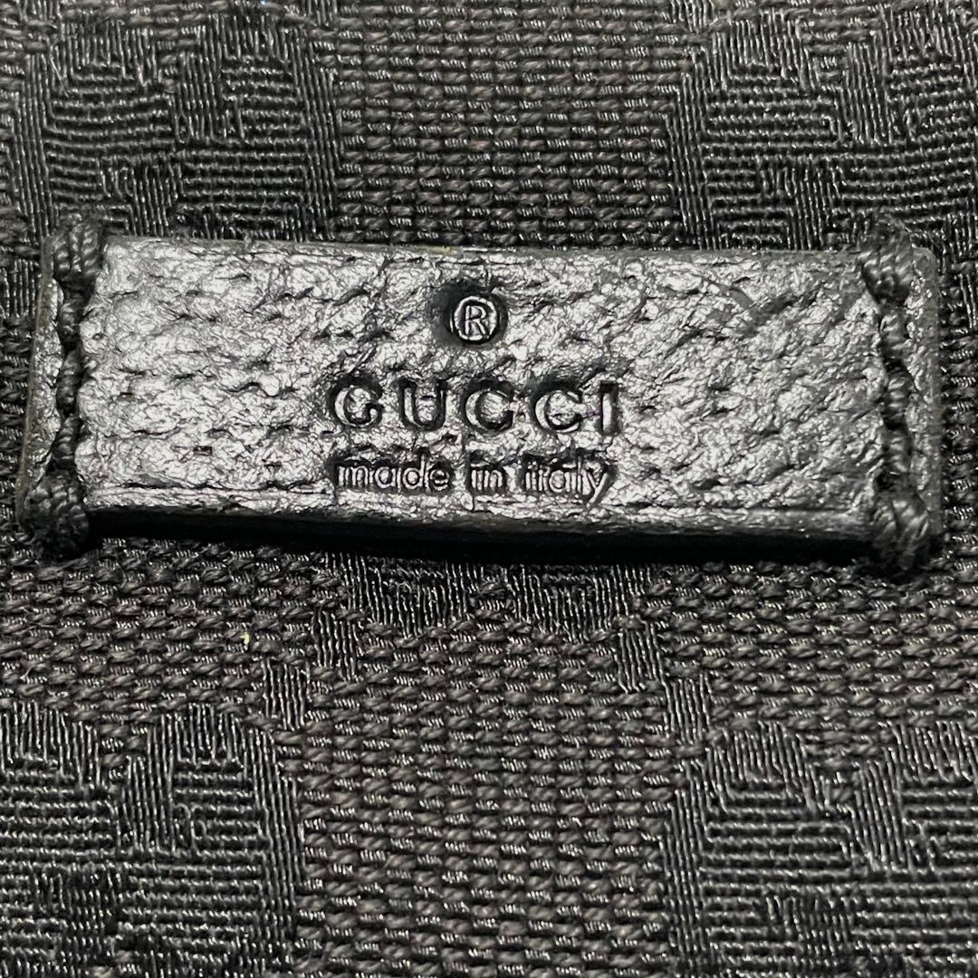 GUCCI ショルダーバッグ サコッシュ GGキャンバス レザー 金具