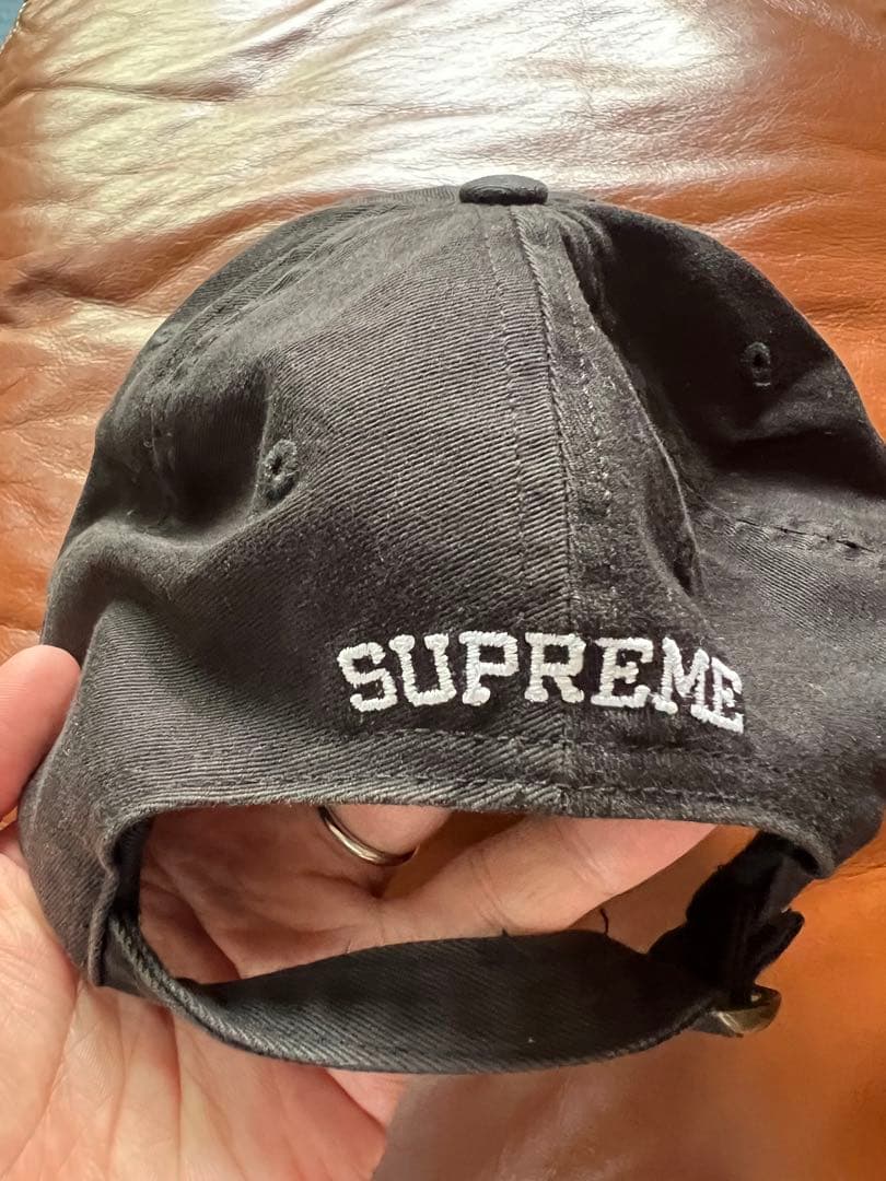 supreme cap 黒 モーガン蔵人着用同型同色 帽子 キャップ - メルカリ