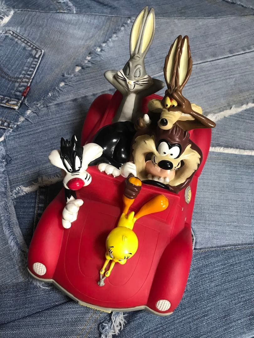 ワーナーブラザーズ バックスバニー トゥイーティー 貯金箱 ソフビ