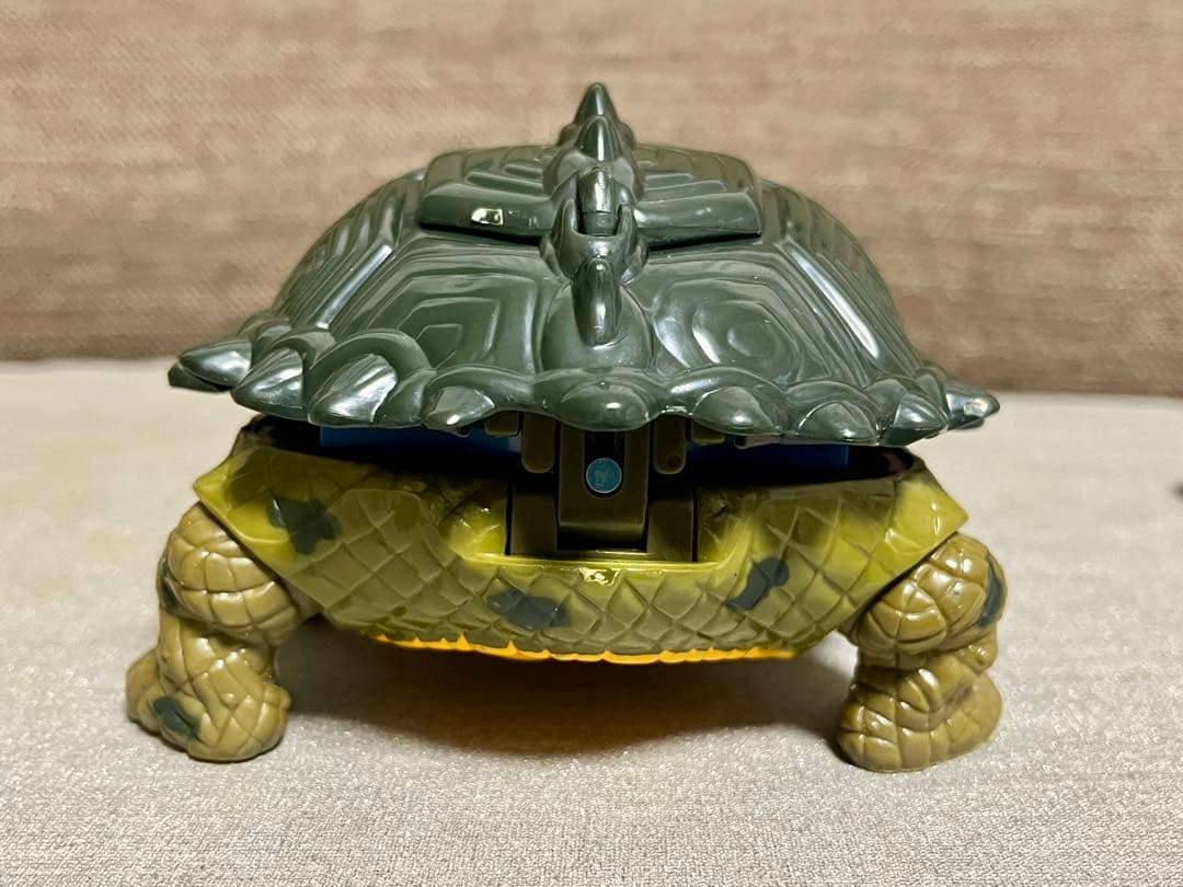 タートルズ ミュータントベース＆ミニタートルマシン・タートルワゴン