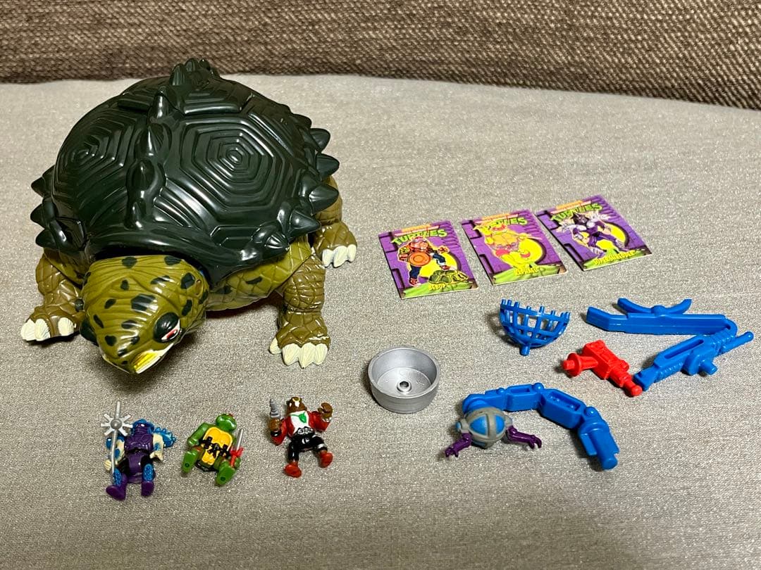 タートルズ ミュータントベース＆ミニタートルマシン・タートルワゴン