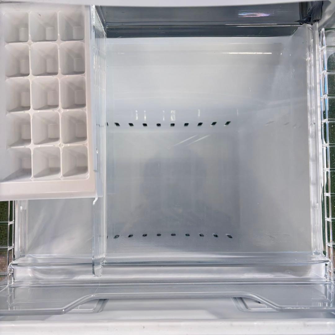 730 東芝 冷蔵庫 100L強 小型 一人暮らし 右開き 2ドア 国内モデル