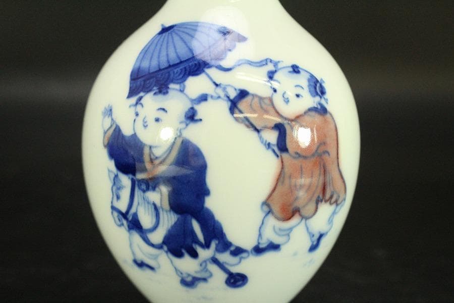 中国美術 台湾 暁芳窯 蔡暁窯 釉裏紅 青花 唐子紋 瓶 台付(A967