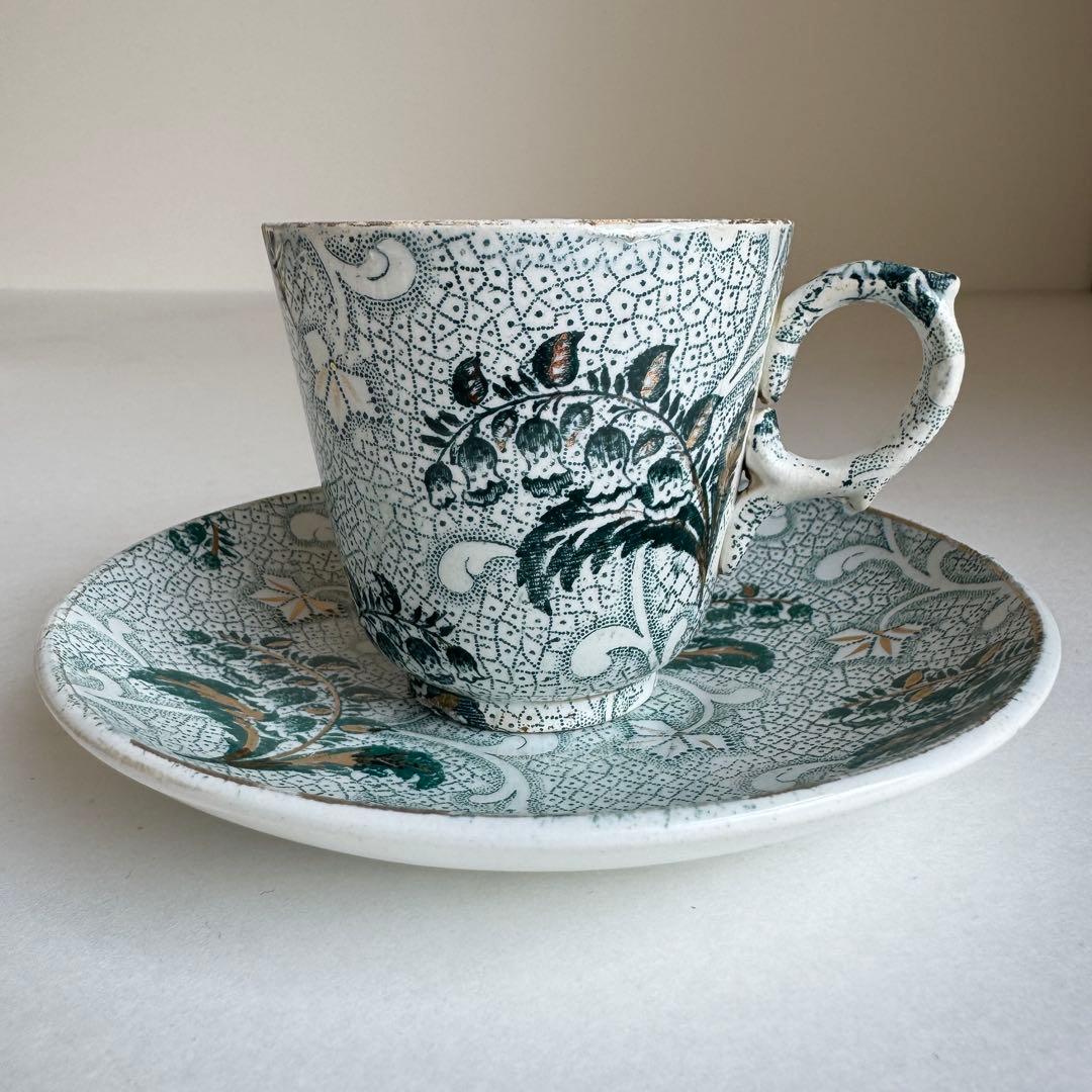 ① フランスアンティーク クレイユモントロー すずらん カップ