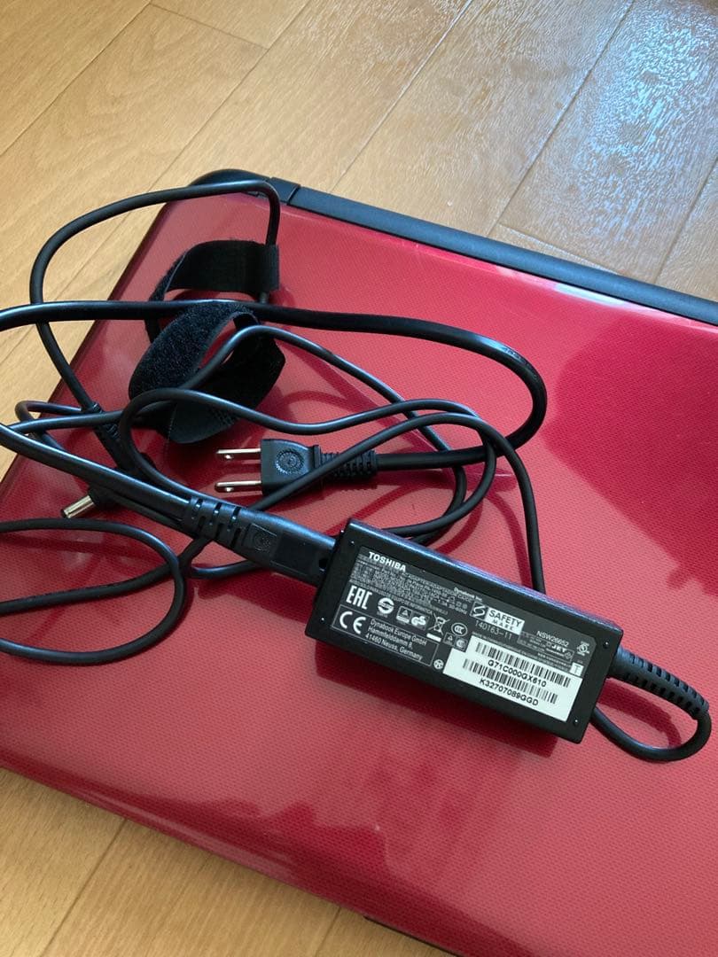 ToshibaノートPC Core i3 932GB SSD 赤T55/45MR - メルカリ